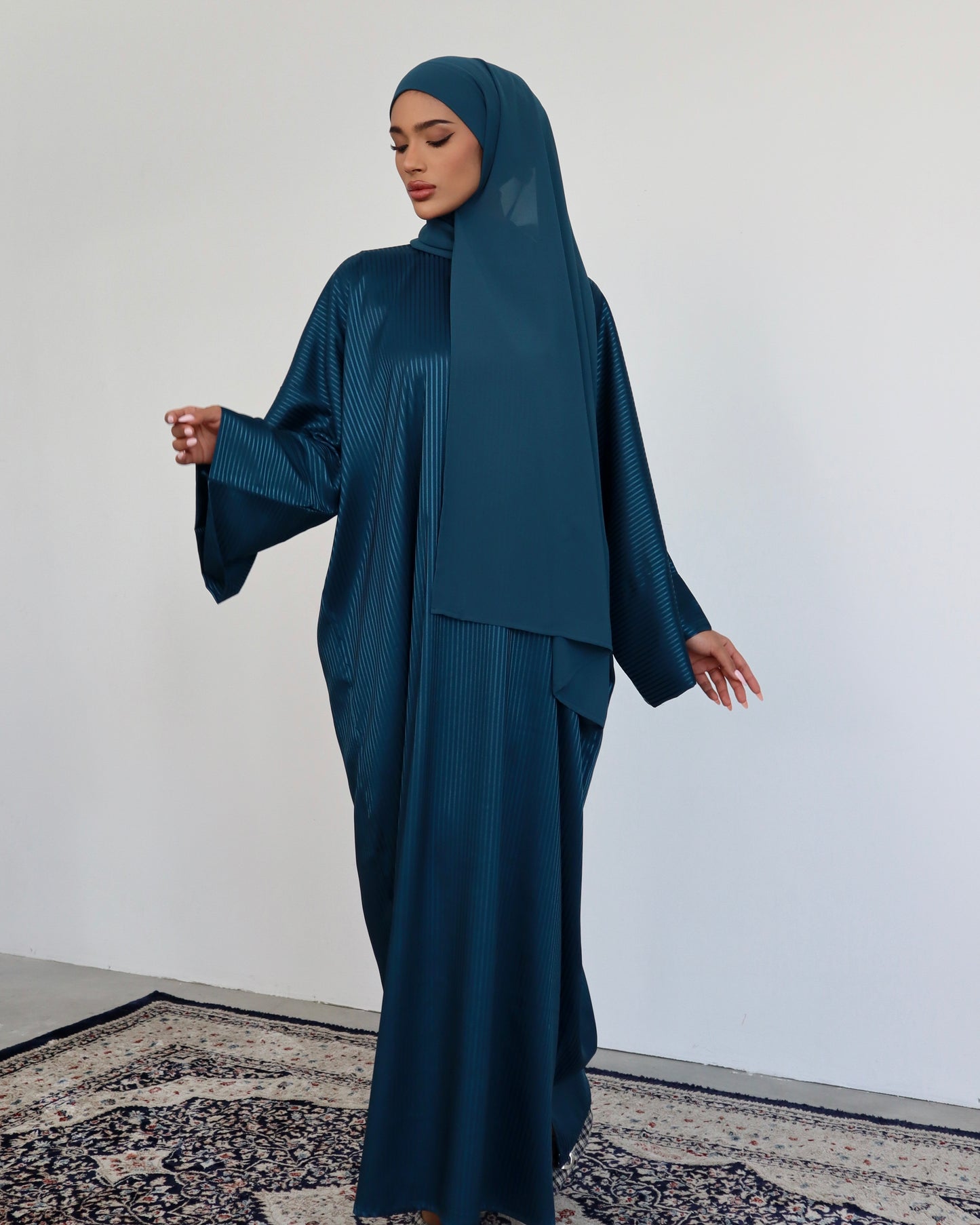 Neera Abaya