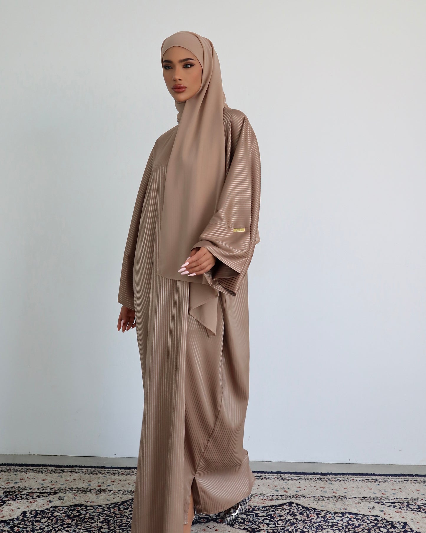 Neera Abaya