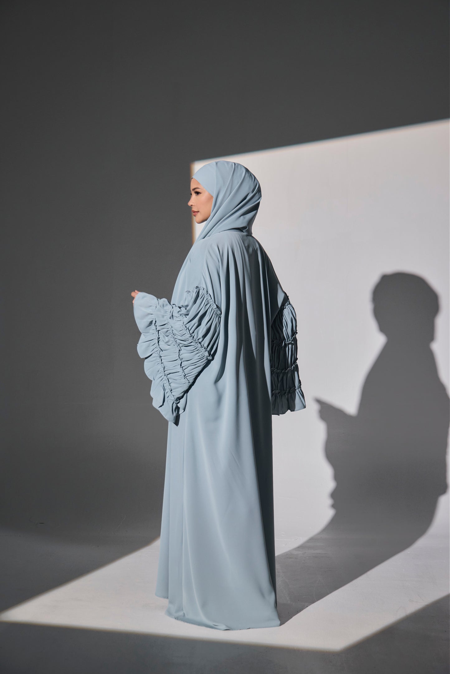 Dahlia Abaya
