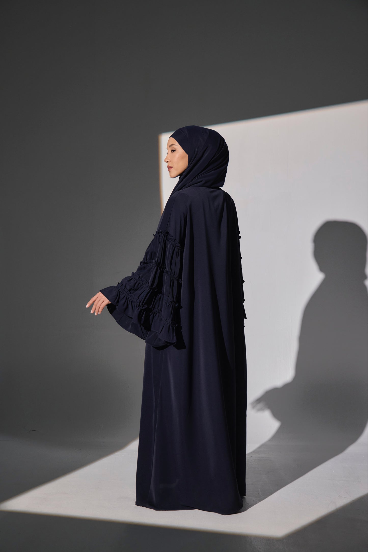 Dahlia Abaya